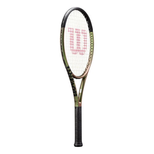 Wilson Blade 104 V8 Tour Racket 2 Wilson Blade 104 V8 Tour Racket - Image 2